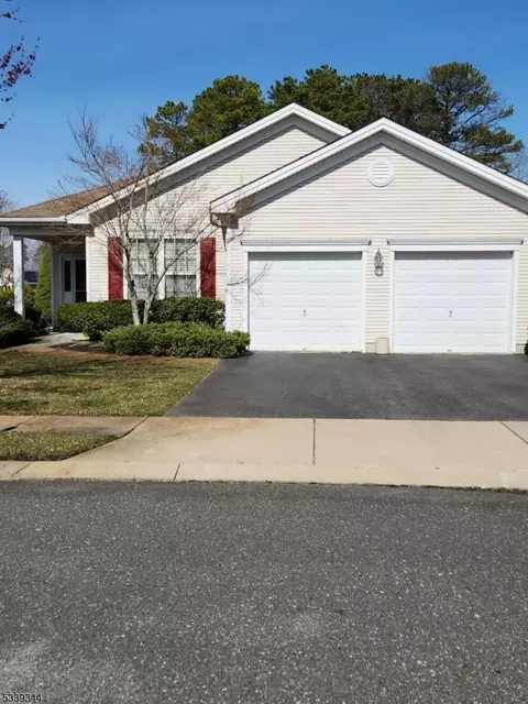 137 Warwick Rd, Galloway, NJ 08205