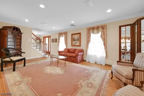 75 Runnymede Dr, Wayne, NJ 07470 photo 7