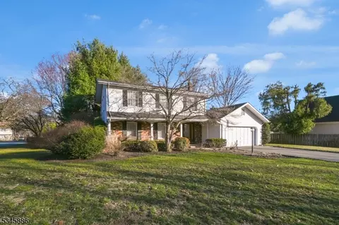75 Runnymede Dr, Wayne, NJ 07470