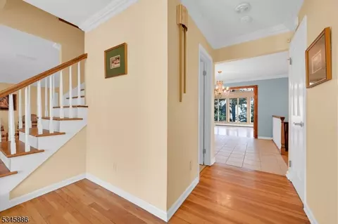 75 Runnymede Dr, Wayne, NJ 07470 photo 6