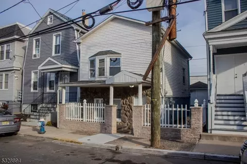 46 Arverne Ter, Irvington, NJ 07111