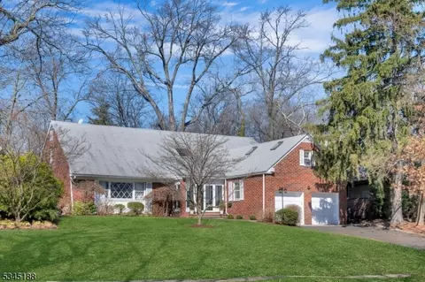 482 Ridgewood Ave, Glen Ridge, NJ 07028