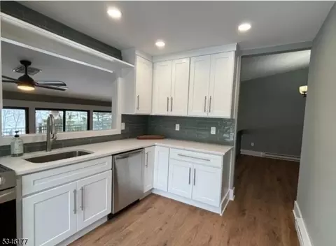 47 Overlook Dr, Clinton, NJ 08809 photo 5