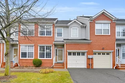 18 Gordon Cir, Parsippany, NJ 07054