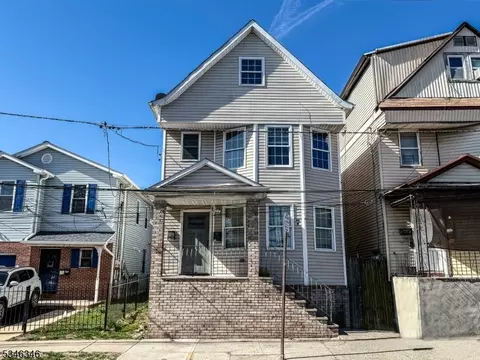 7 Winans Ave, Newark, NJ 07108