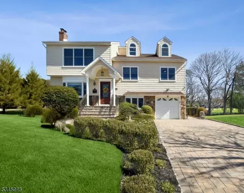 587 West Ct, Scotch Plains, NJ 07076