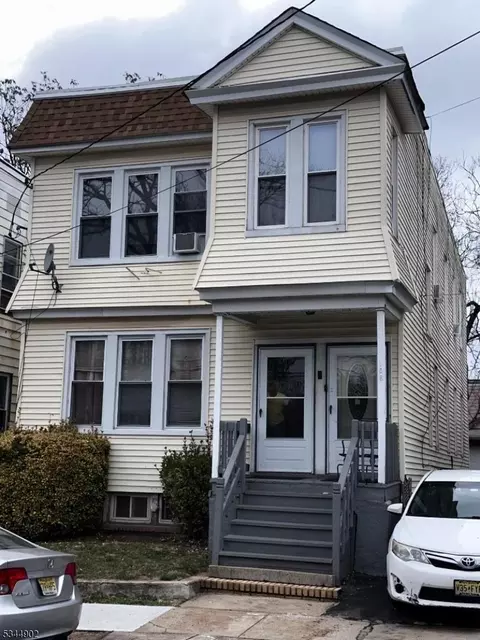 108 Berkshire Pl, Irvington, NJ 07111