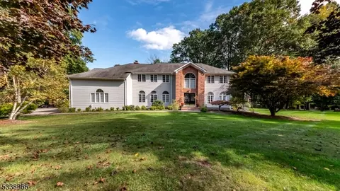 23 Bragman Rd, Randolph, NJ 07869