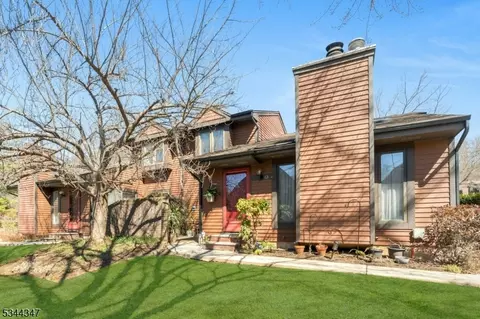 63 Aspen Dr, Basking Ridge, NJ 07920