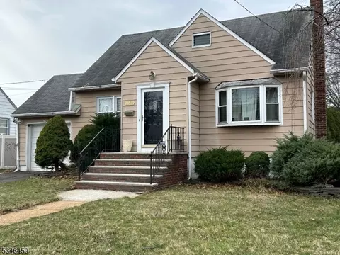 1332 Crescent Ave, Roselle, NJ 07203