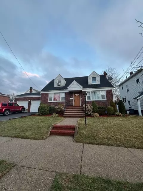 456 Buffalo Ave, Paterson, NJ 07503