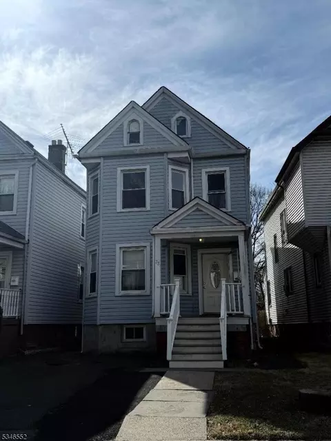 33 Dodd St, East Orange, NJ 07017