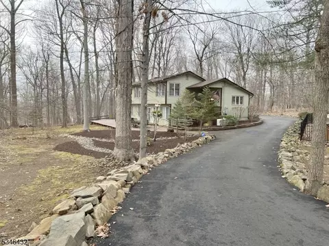 5 North Rd, Berkeley Heights, NJ 07922