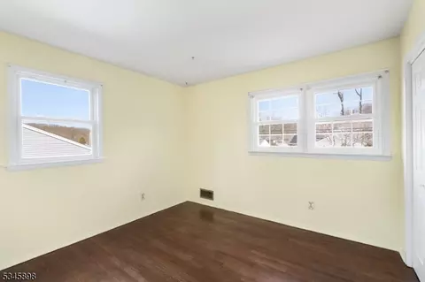 25 Slope Dr, Dover, NJ 07801 photo 24