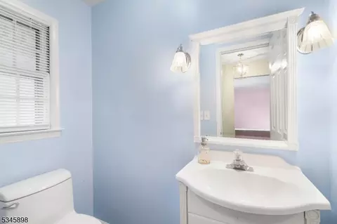 25 Slope Dr, Dover, NJ 07801 photo 5