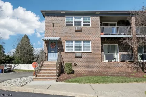 588 Bloomfield Ave #15B, West Caldwell, NJ 07006