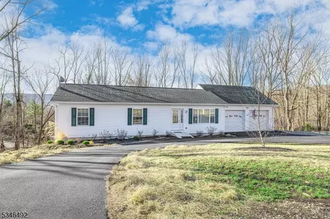 6 Slayton, Glenwood, NJ 07418