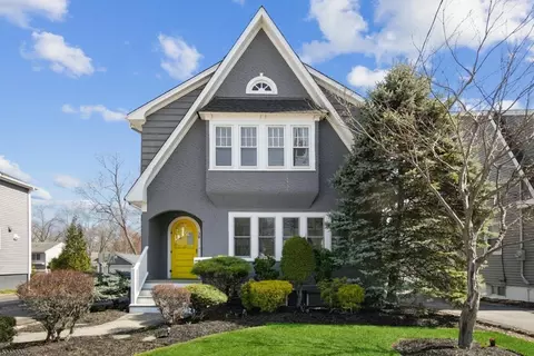 30 Lewis Ave, Summit, NJ 07901