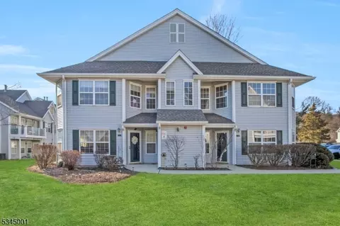 5701 Tudor Dr #01, Pompton Plains, NJ 07444