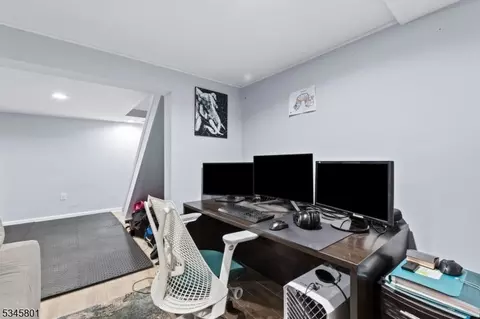30 C St, Middlesex, NJ 08846 photo 19