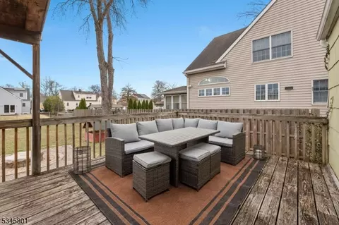 30 C St, Middlesex, NJ 08846 photo 20