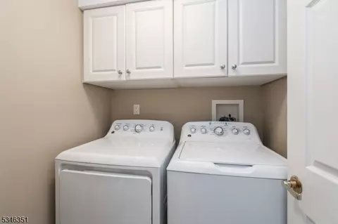 7 Melanie Ln, Wayne, NJ 07470 photo 8