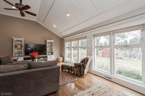 7 Melanie Ln, Wayne, NJ 07470 photo 18