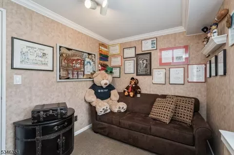 7 Melanie Ln, Wayne, NJ 07470 photo 10