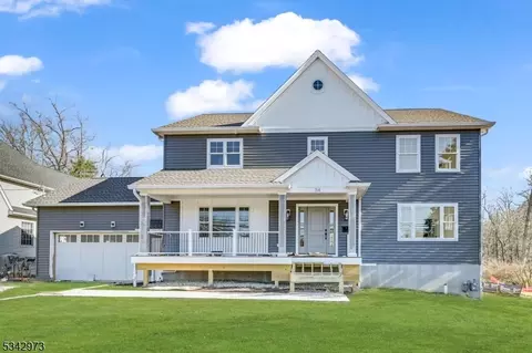 114 Sycamore Ave, Livingston, NJ 07039
