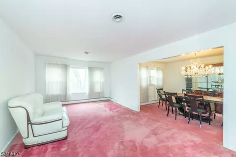 32 Sears Pl, Wayne, NJ 07470 photo 8