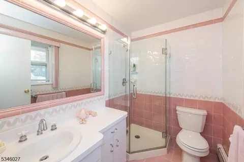 32 Sears Pl, Wayne, NJ 07470 photo 11