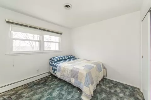 32 Sears Pl, Wayne, NJ 07470 photo 12