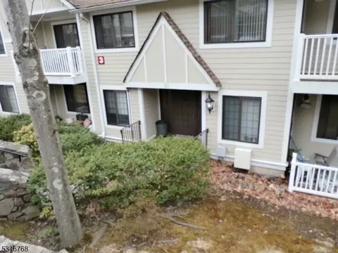3 Foxwood Dr # C, Morris Plains, NJ 07950