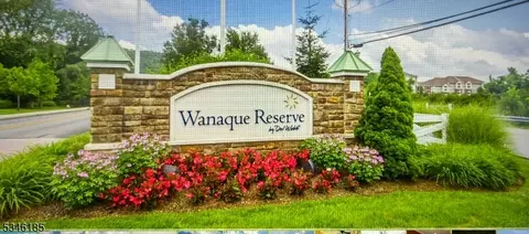 9208 Warrens Way #9208, Wanaque, NJ 07465
