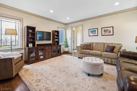 25 Clark St, Summit, NJ 07901 photo 8