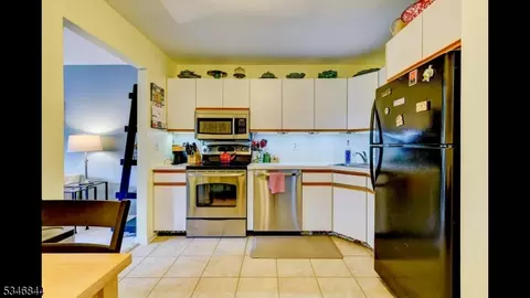 206 Crestview Rd, Bridgewater, NJ 08807 photo 22