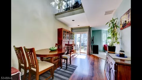 206 Crestview Rd, Bridgewater, NJ 08807 photo 9