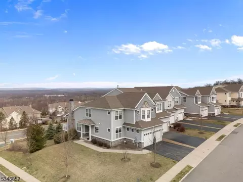 1 Blazingstar Way, Hackettstown, NJ 07840