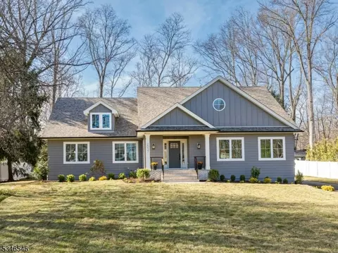 2037 Dogwood Dr, Scotch Plains, NJ 07076