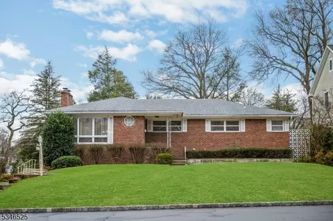 76 Buckingham Rd, Montclair, NJ 07043