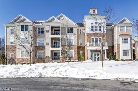 1206 Enclave Cir, Somerset, NJ 08873