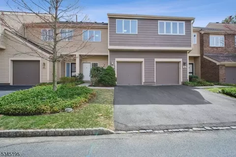 58 Cambridge Ct #58, Madison, NJ 07940