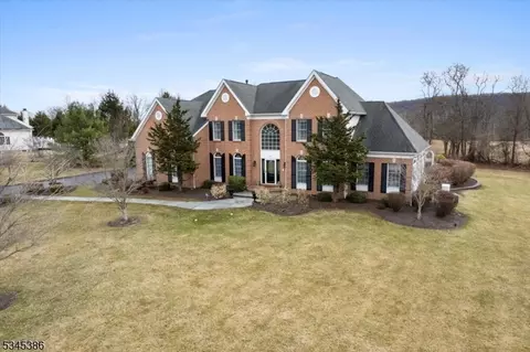 23 Halls Mill Rd, Asbury, NJ 08802