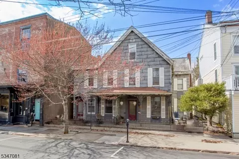 51 N Union St, Lambertville, NJ 08530
