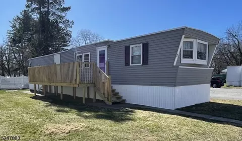2 Ambassador Dr, Wayne, NJ 07470
