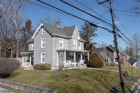 15 Brighton Ave, Andover, NJ 07821