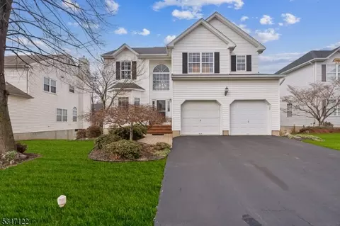 12 Okeefe Rd, Bridgewater, NJ 08807