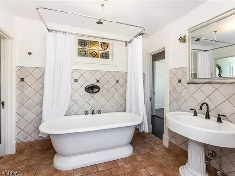 171 Christopher St, Montclair, NJ 07042 photo 25