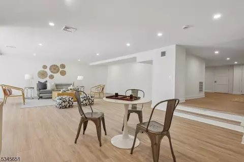 199 Christopher St, Montclair, NJ 07042 photo 32