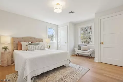 199 Christopher St, Montclair, NJ 07042 photo 22